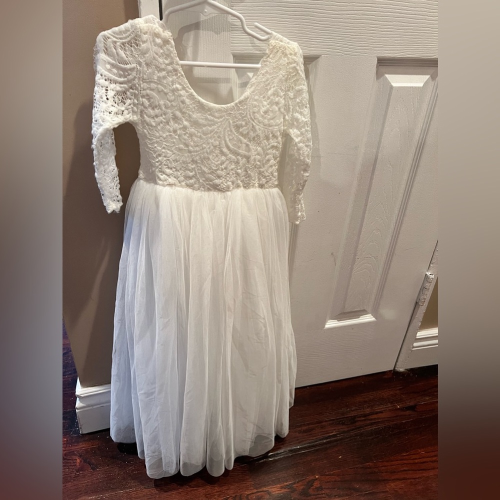 Flower Girl Dress - Size 5T Long Sleeved with Lace and Soft Skirt